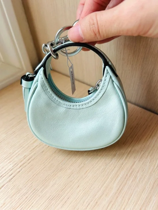 NWT🍏Coach Mini Carmen Bag Charm Shiny Green CBL92 Key Ring Accessories Gift Cute - Picture 4 of 5